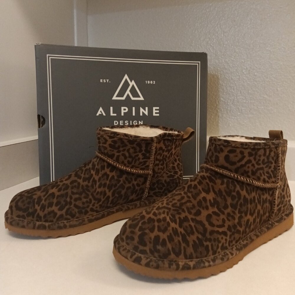 Alpine Design Women's Brown Leopard Ankle Booties